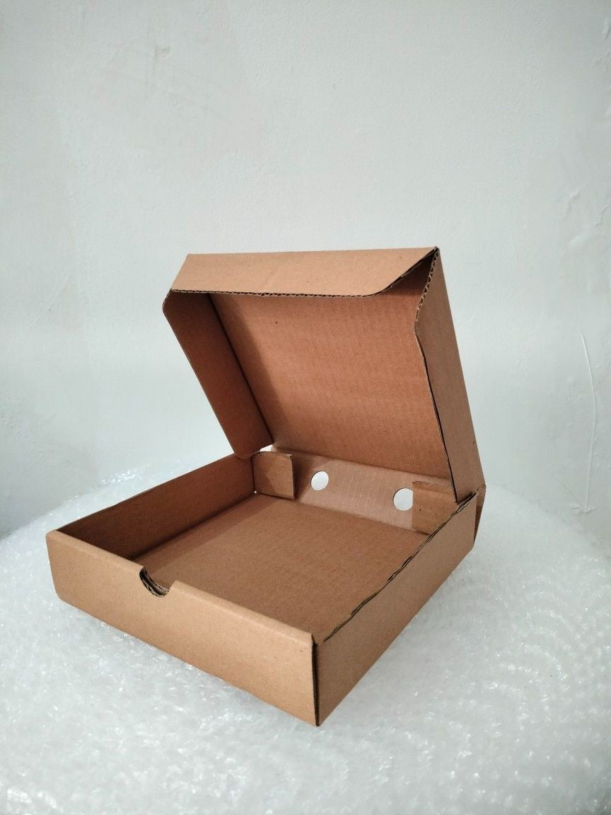 PIZZA BOX